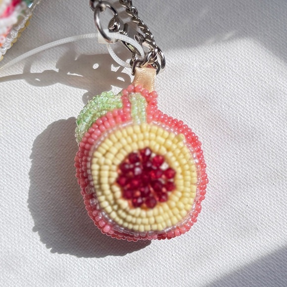 Handmade Beaded Peach Shoulder Bag + Peach Bag Charm NWT - Picture 6 of 6